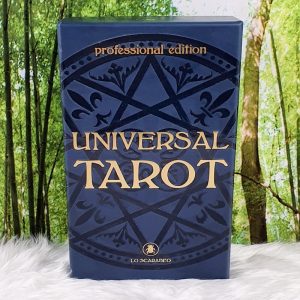 Universal Tarot by Roberto De Angelis