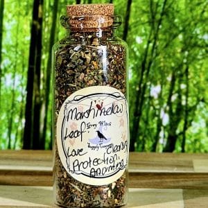 Botanical Apothecary Glass Bottle - Marshmallow Leaf