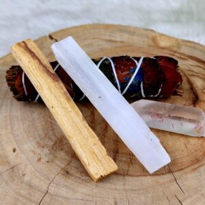 Cedar Stick with Quartz, palo santo and selenite